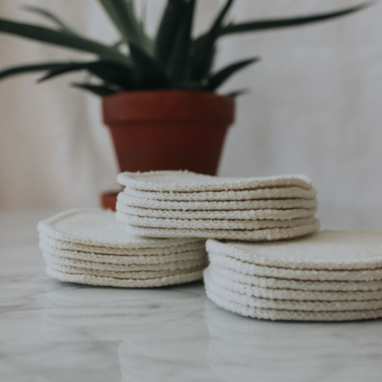 Reusable Hemp + Bamboo Facial Rounds (Set of 6)