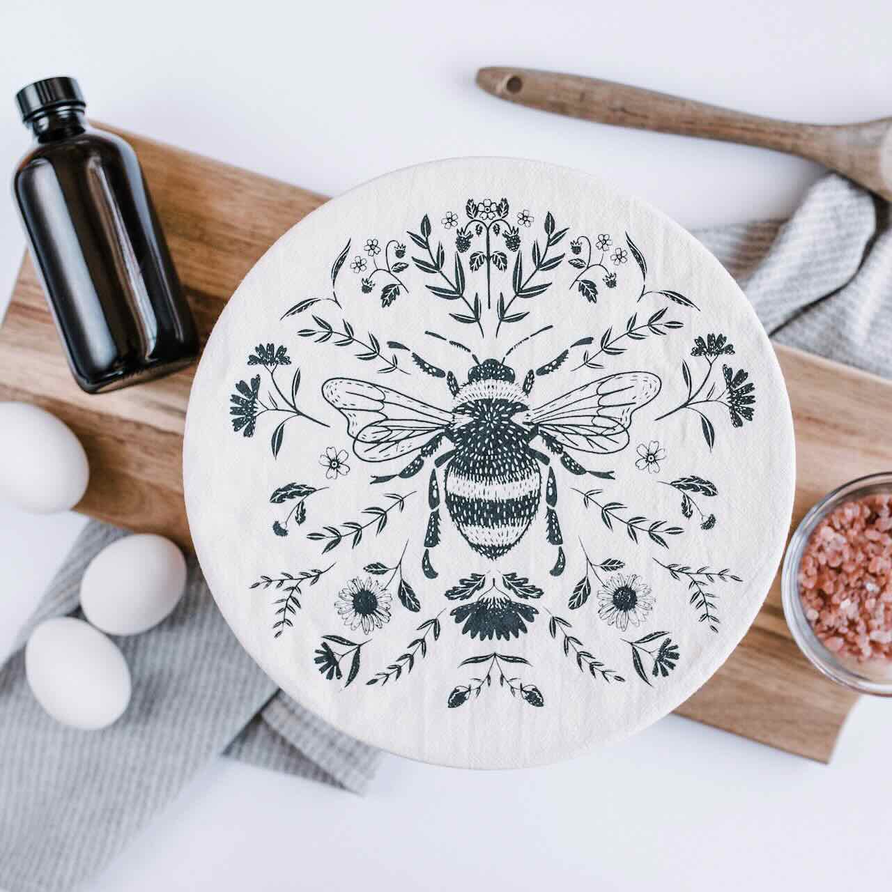 Waxed Reusable Fabric Bowl Cover: Charcoal Bee - Large 10"